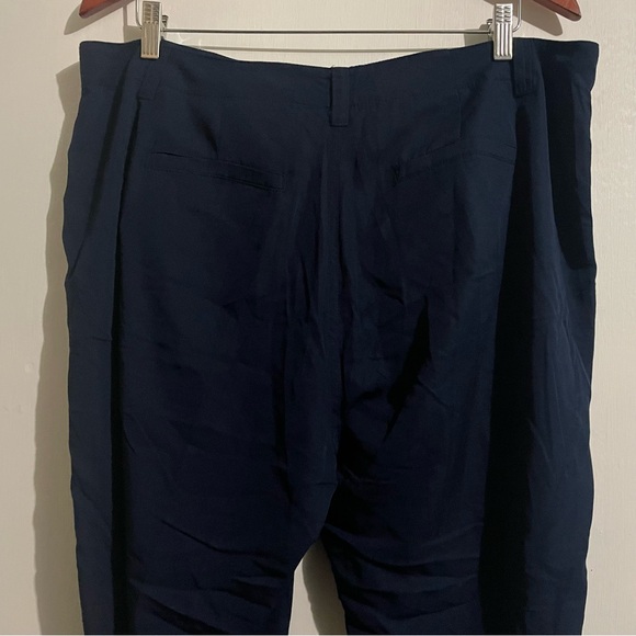 Lauren Ralph Lauren Navy Jogger Pants - Picture 6 of 6